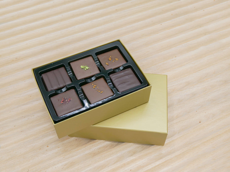 box V - 18 single origin carrés