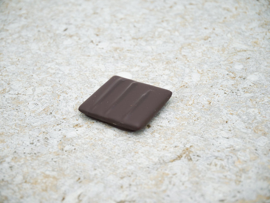 box V - 18 single origin carrés