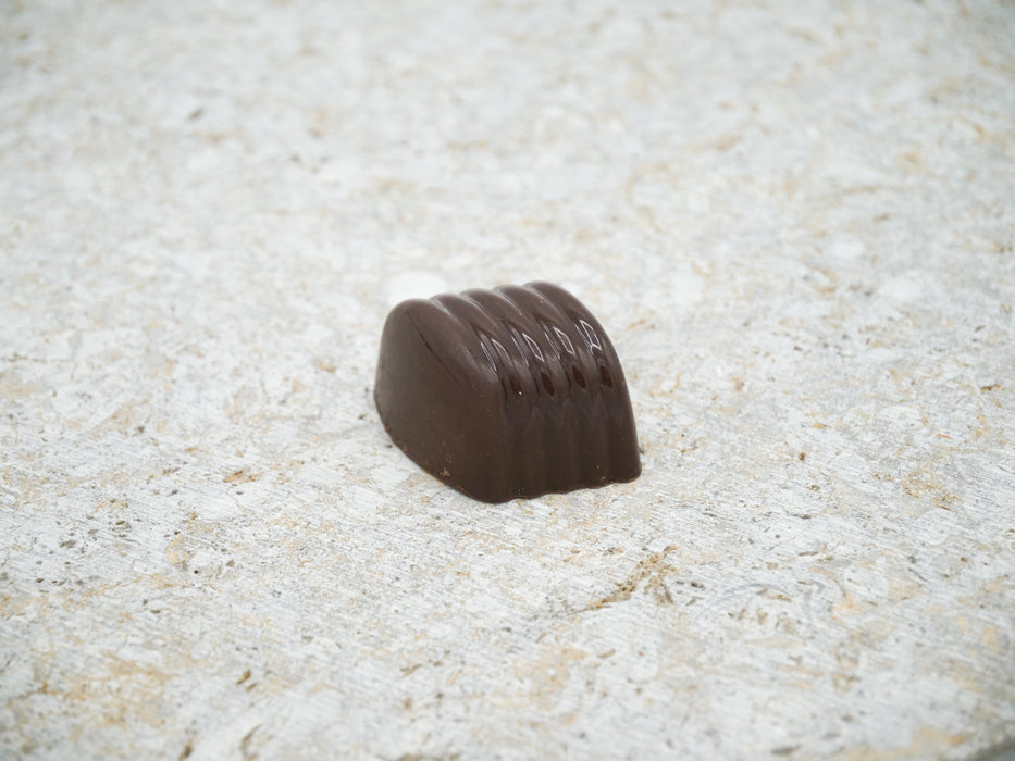 box IV - 18 pralines