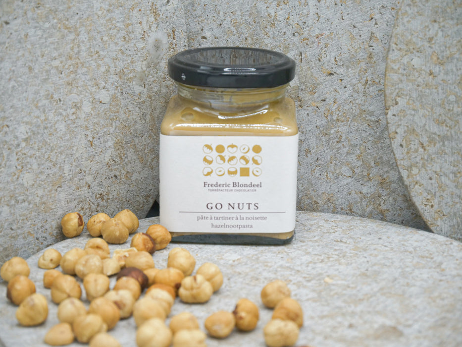 go nuts - 61.4% of roasted hazelnuts