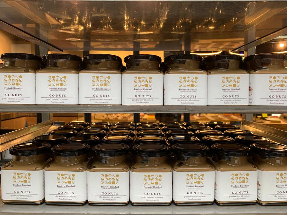 go nuts - 61.4% of roasted hazelnuts